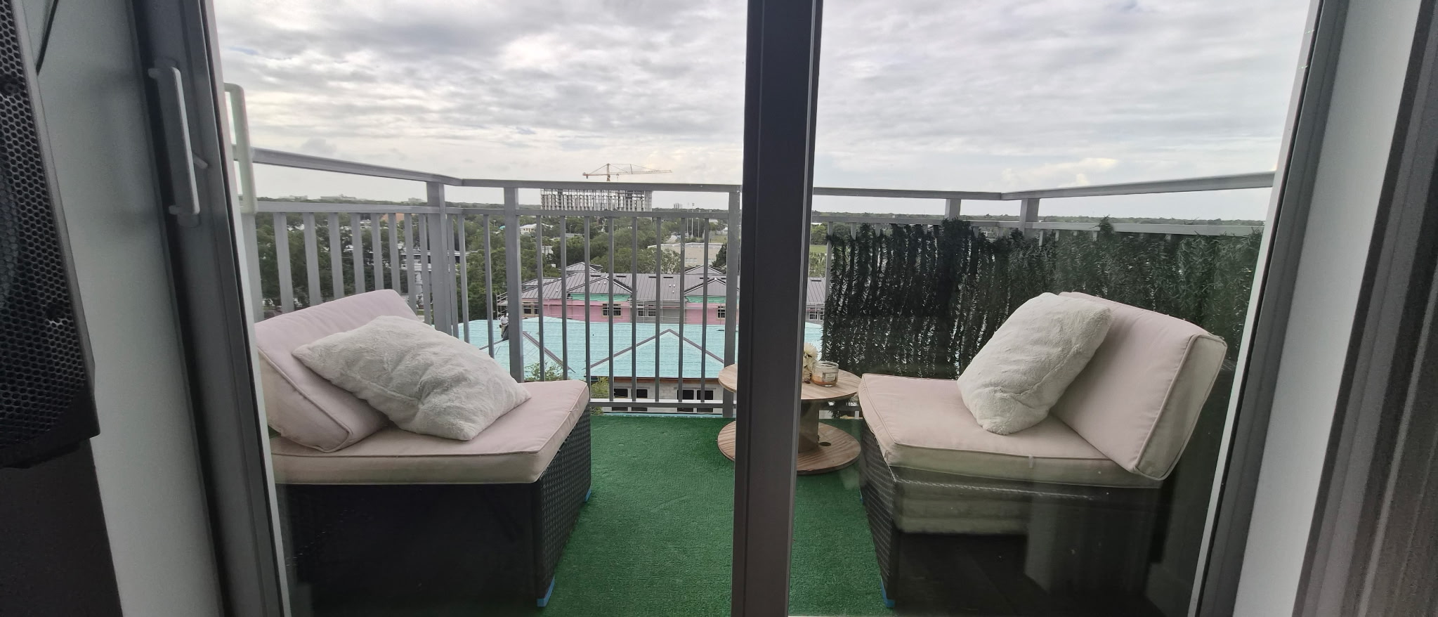 balcony-2