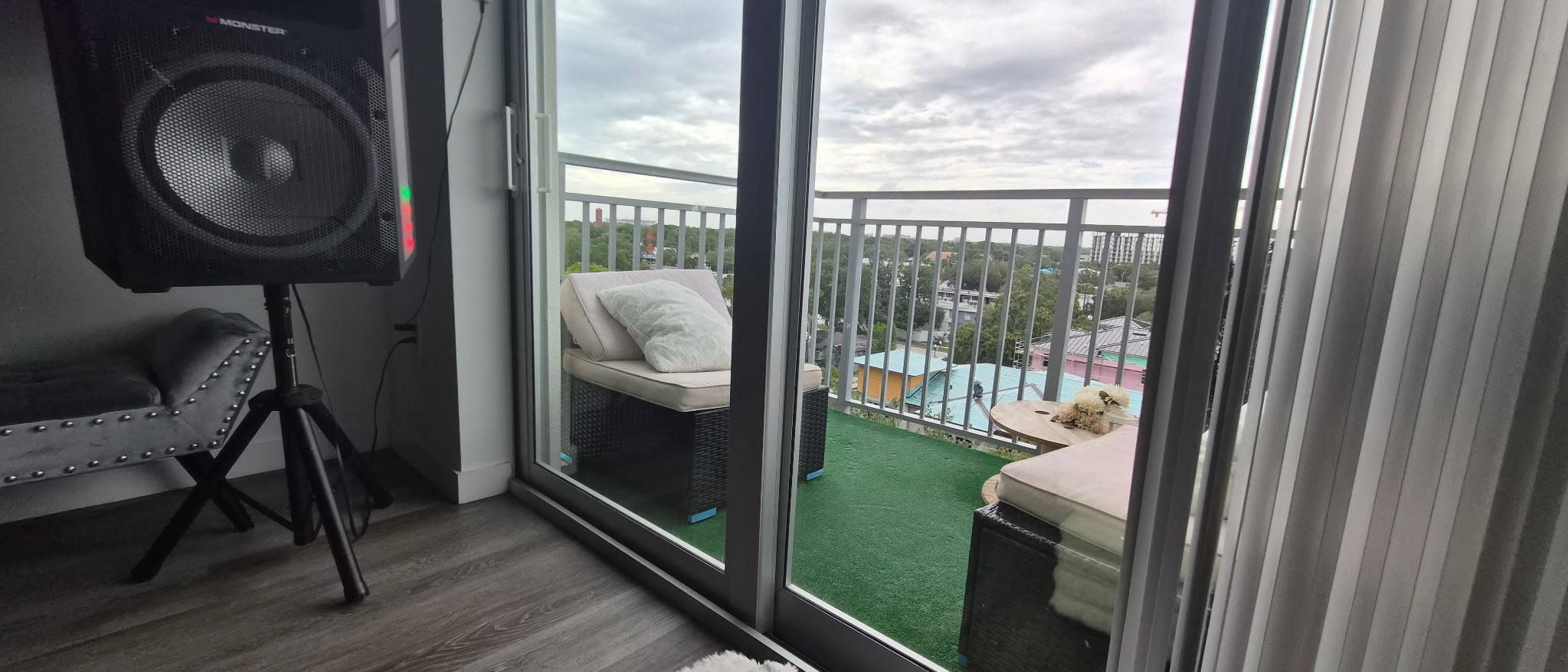 balcony-3
